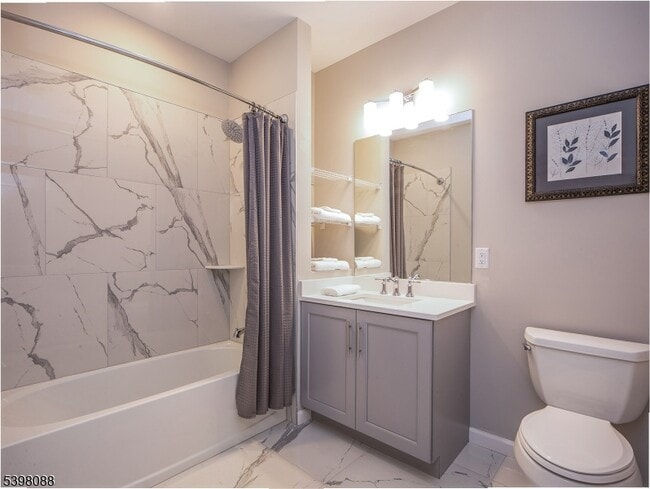 Building Photo - 663 Springfield Ave