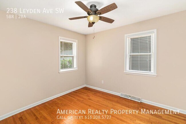 Building Photo - 238 Leyden Ave SW