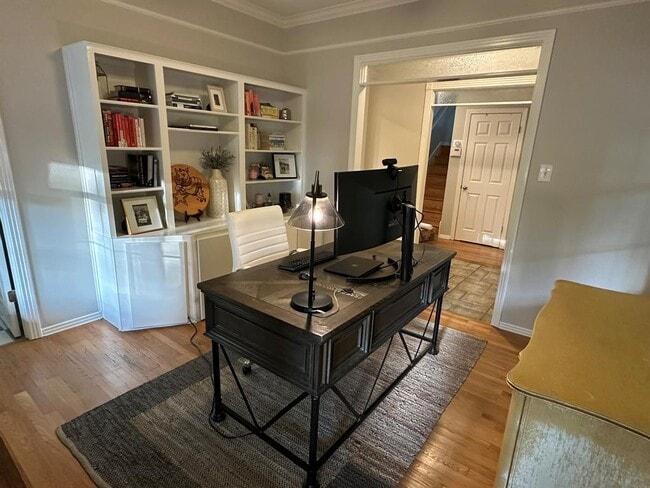 Building Photo - 311 Le Grande Ave