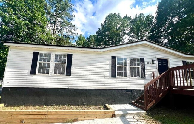 Building Photo - 325 Washington Dr
