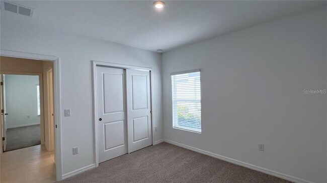 Building Photo - 5557 Tranquila Ln