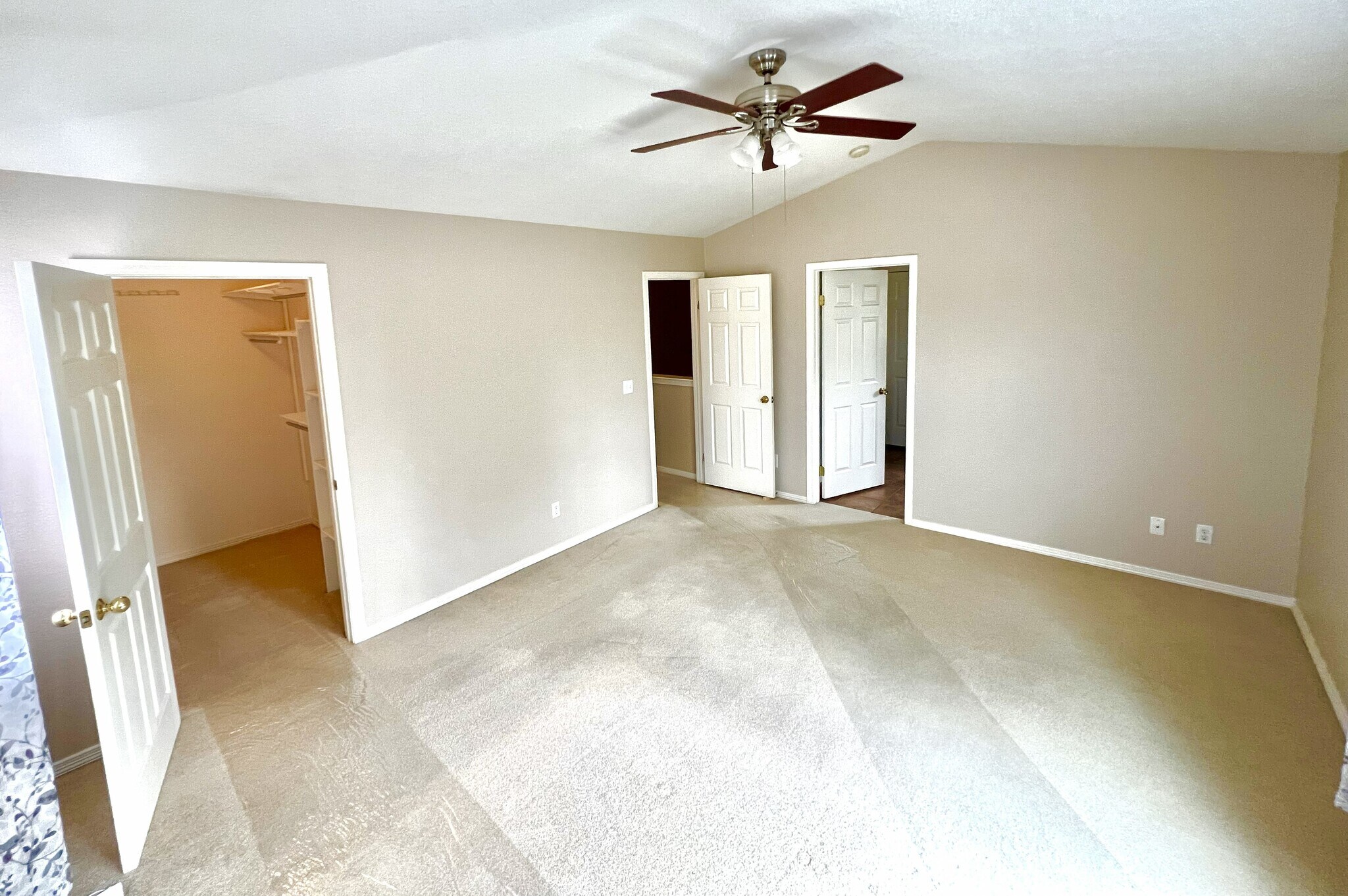 Building Photo - 6502 Silver Mesa Dr