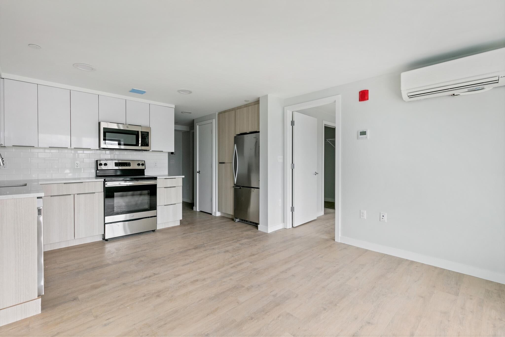 Building Photo - 1 Soden Pl