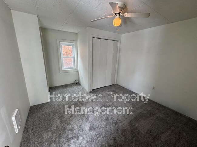 Building Photo - 1109 E Philadelphia St