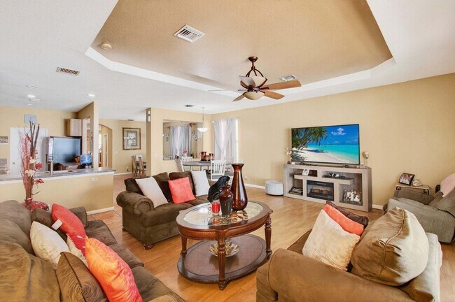 Building Photo - 5057 Sancerre Cir