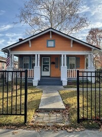 Building Photo - 413 S 16th St