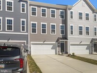 Building Photo - 67 Stafford Pl