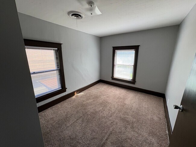 Building Photo - 2963 Dudley St