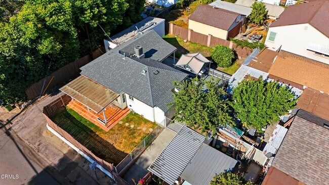 Building Photo - 10734 Oro Vista Ave