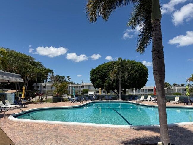 Building Photo - 3322 Cynthia Ln