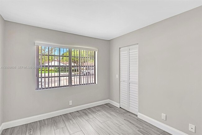 Building Photo - 1439 Springside Dr