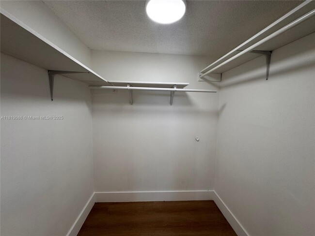 Building Photo - 1820 SW 81st Ave
