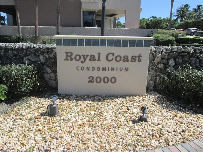 Building Photo - 2000 S Ocean Blvd