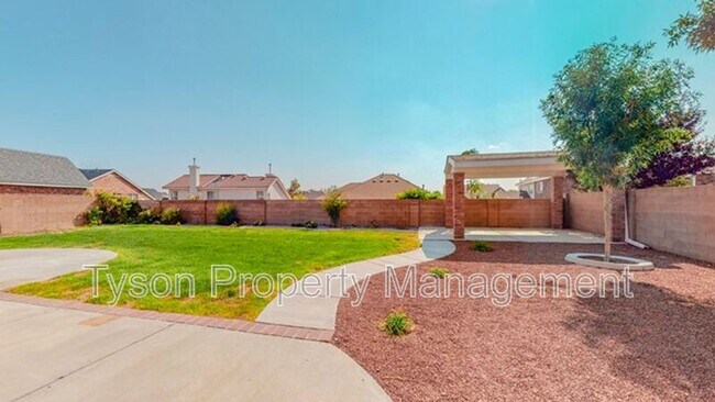 Building Photo - 8705 Silvercrest Ct NW