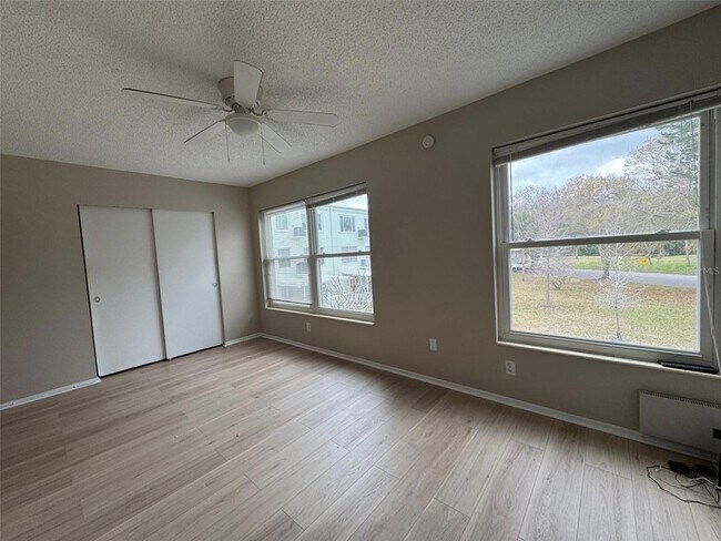 Building Photo - 2385 Tahitian Ln