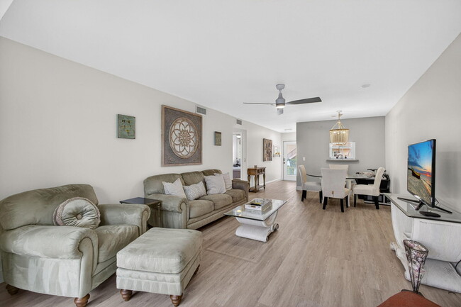 Building Photo - 2950 SE Ocean Blvd