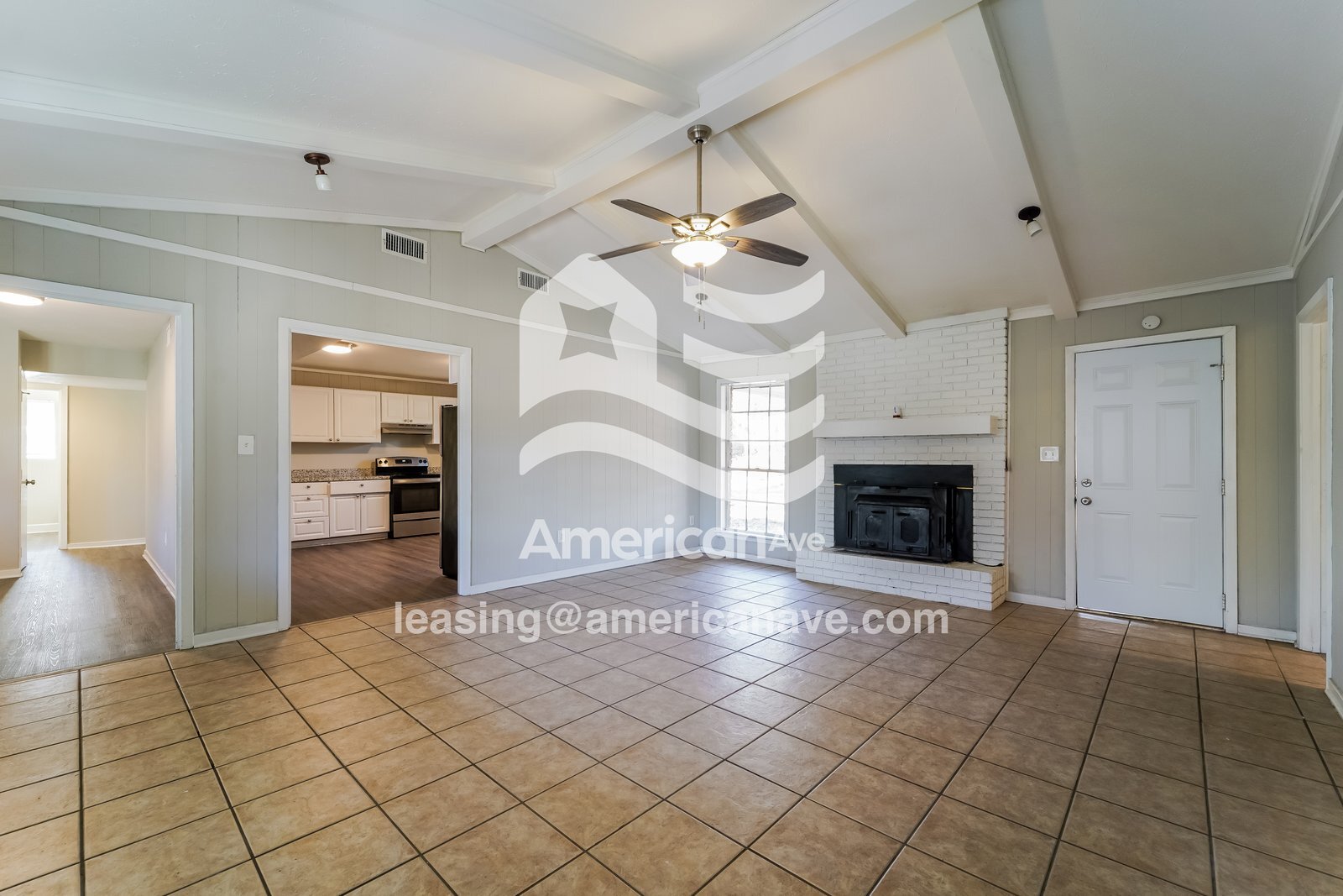 Building Photo - 1217 Foxhill Dr