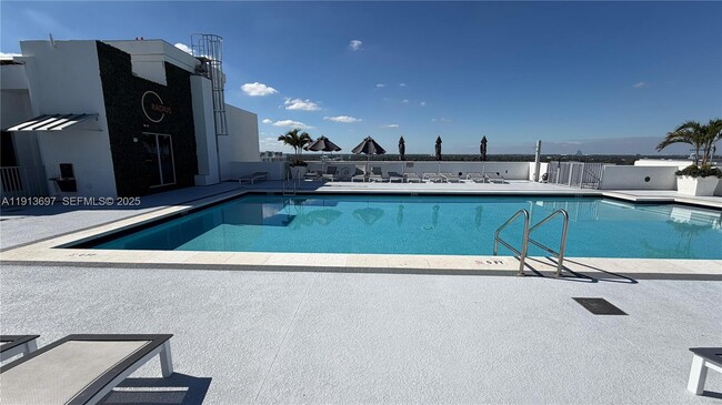 Building Photo - 1830 Radius Dr