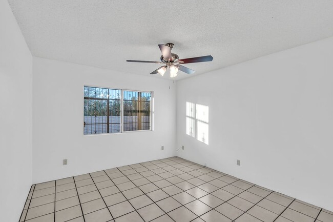 Building Photo - 7860 E Baker St