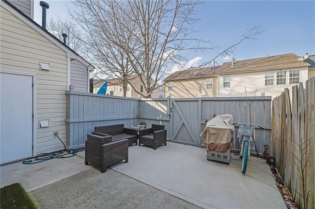 Building Photo - 13300 Morris Rd