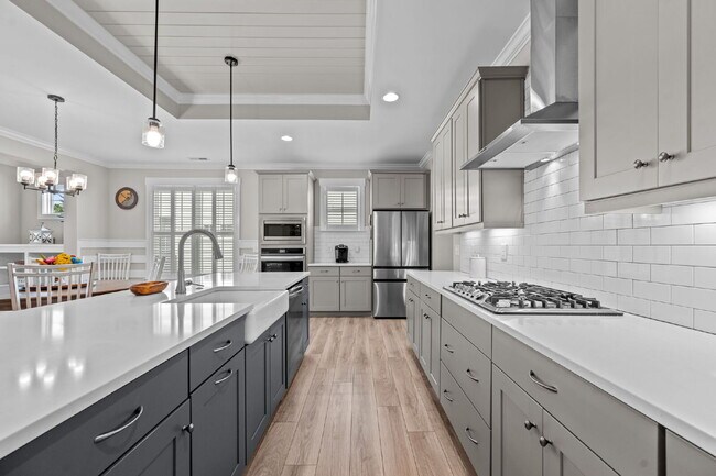 Building Photo - "Coastal Comfort Awaits: Spacious 3-Bed, 3-Bath Home in Holly Ridge!"