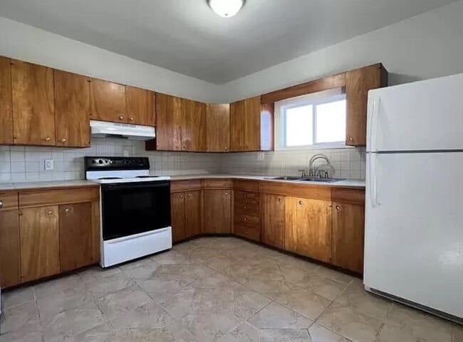 Building Photo - 37 B High St