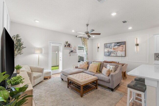 Building Photo - 4 Redbird Lp