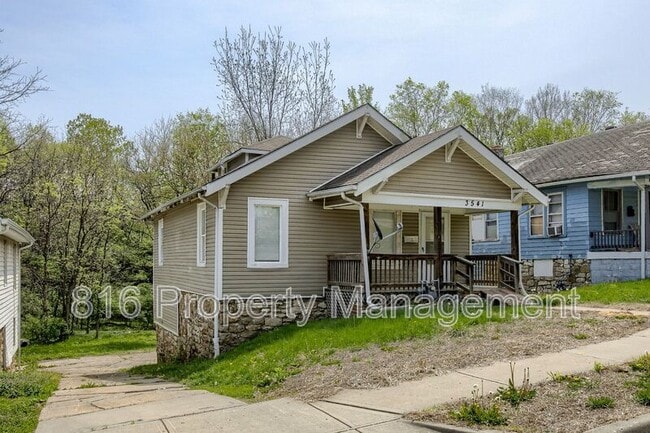 Building Photo - 3541 Mersington Ave