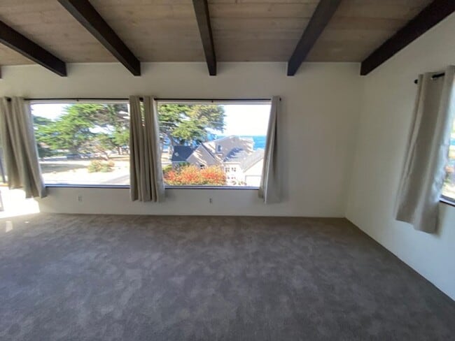 Building Photo - 1051 Shell Ave