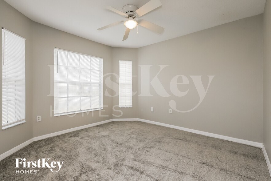 Building Photo - 3774 Rollingsford Cir