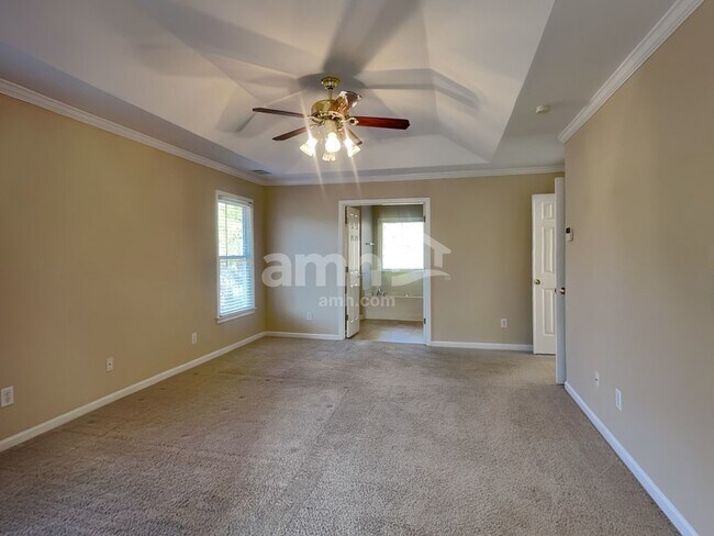 Building Photo - 5435 Silk Oak Way