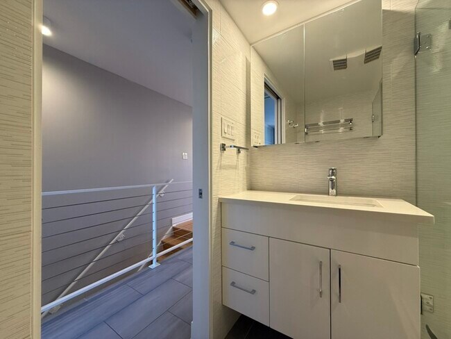 Building Photo - 1245 13th St NW