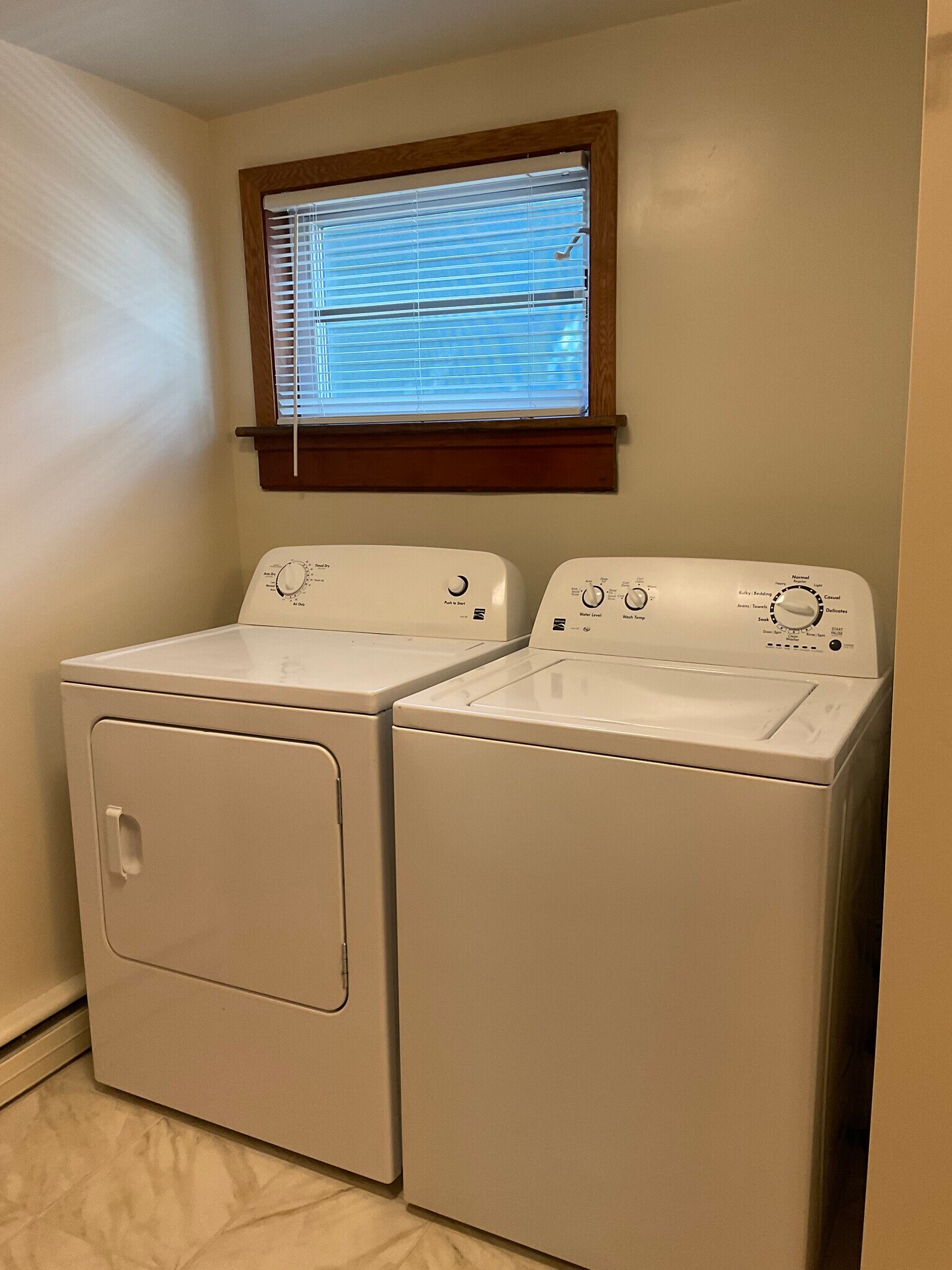 Laundry room - 2123 Cameron Ave