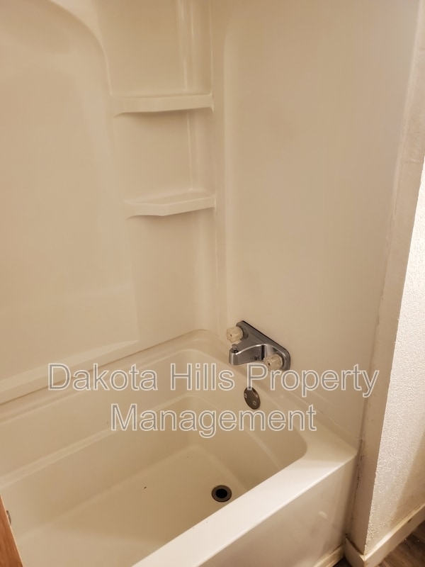 Building Photo - 107 Gumbo Dr