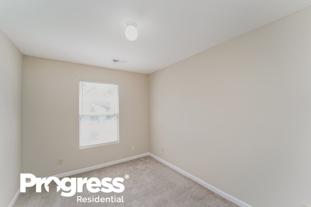 Building Photo - 4803 Reinbeck Dr