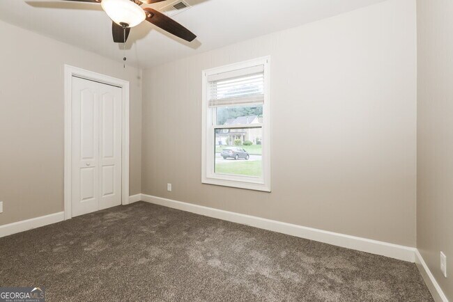 Building Photo - 2905 Garnet Way