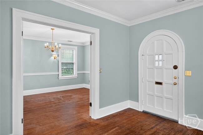 Building Photo - 417 E 49th St