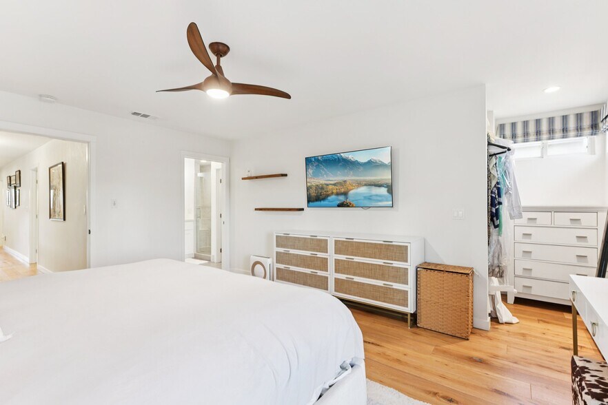 Building Photo - 665 Washington Blvd