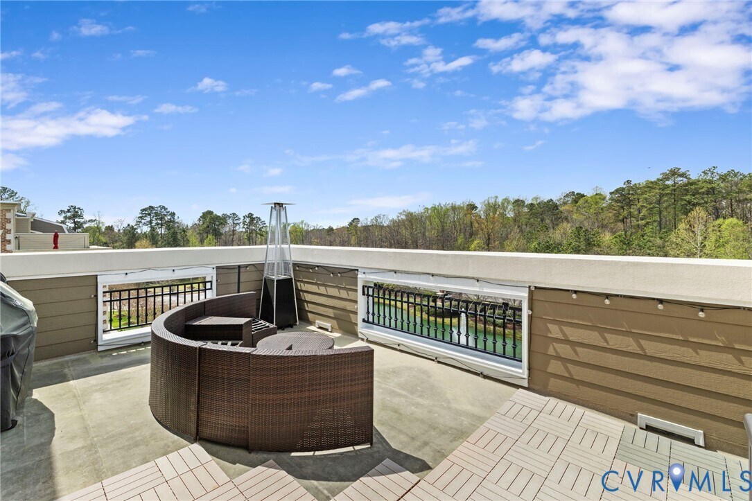 Building Photo - 3920 Village Commons Walk