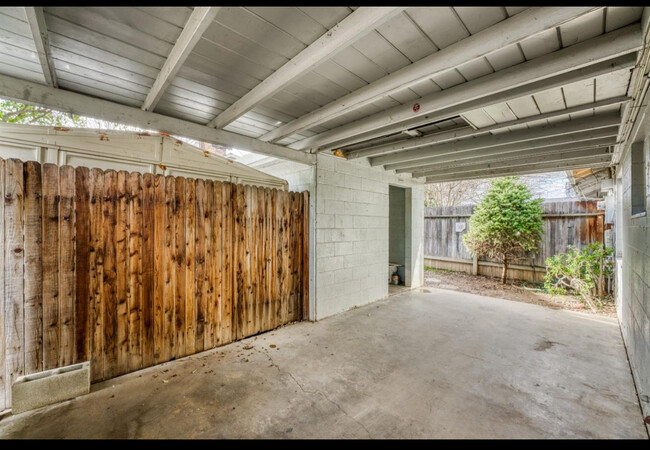 Building Photo - 2425 Edison Ave