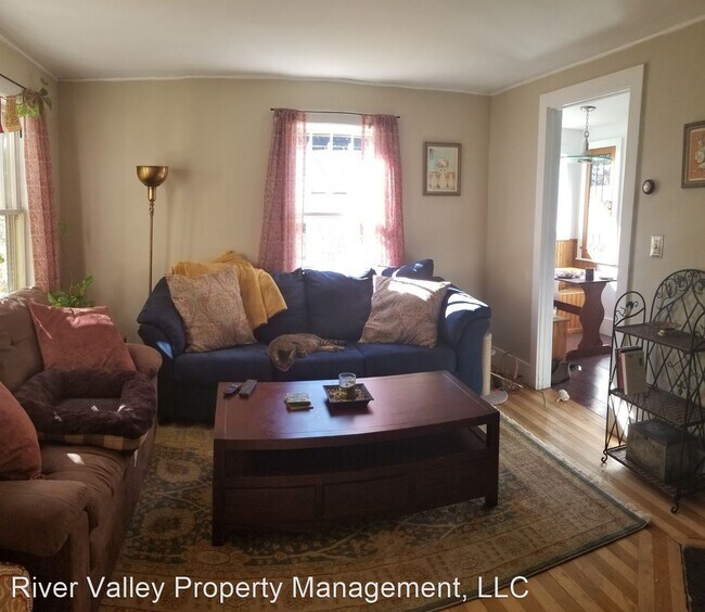 Building Photo - 2 br, 2 bath House - 22 Day St