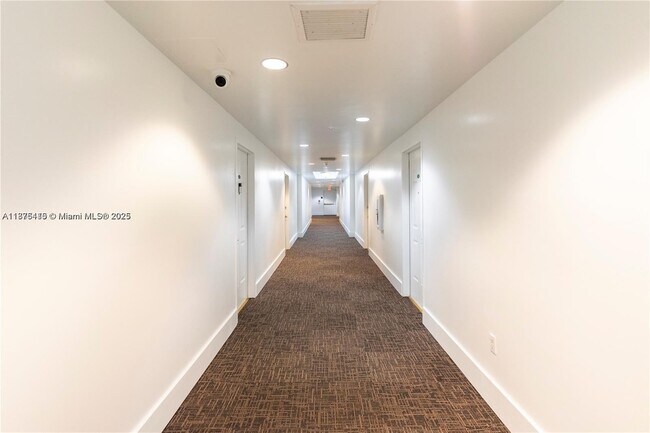 Building Photo - 2280 SW 32nd Ave