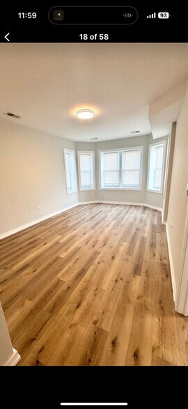 Building Photo - 1110 W Marquette Rd