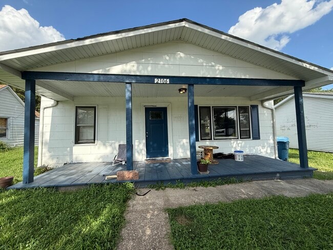 Building Photo - 2106 Ohio Ave