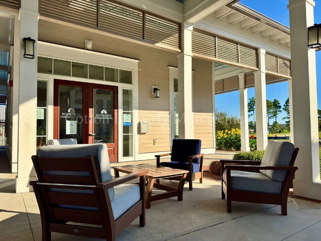 Building Photo - 2BR/2.5BA townhome in River Lights Communi...