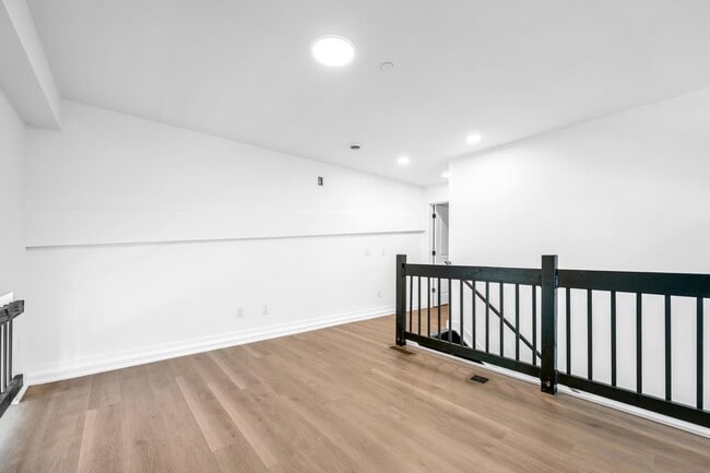 Building Photo - 315 Railroad Ave