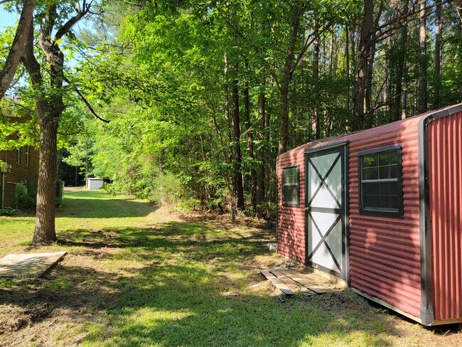 Building Photo - 1101 Lily Pad Ln