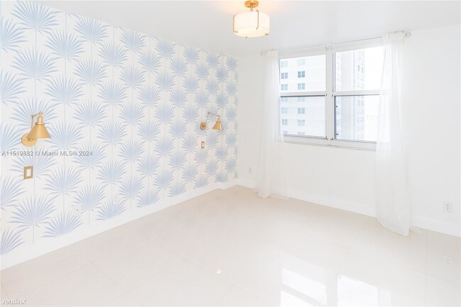 Building Photo - 1 br, 1 bath Condo - 770 Claughton Island ...