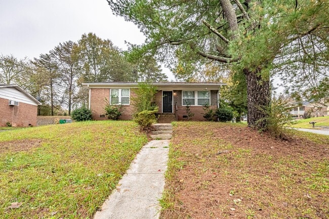 Building Photo - 735 Edgegreen Dr