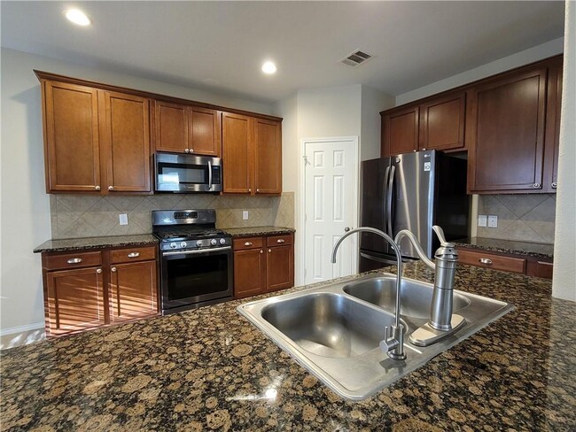 Building Photo - 8728 Wood Stork Dr